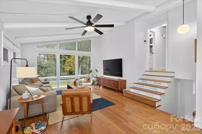 6431 Rosecrest Drive, Charlotte, NC 28210 - Photo 2