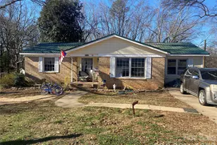 703 Sterling Dr, Kings Mountain, NC 28086 - Photo 2