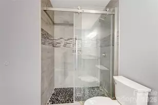 4024 Larkhaven Village Dr, Charlotte, NC 28215 - Photo 28