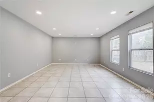 4024 Larkhaven Village Dr, Charlotte, NC 28215 - Photo 12