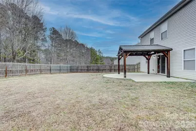 4024 Larkhaven Village Drive, Charlotte, NC 28215 - Photo 40