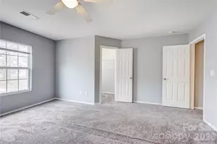 4024 Larkhaven Village Dr, Charlotte, NC 28215 - Photo 18