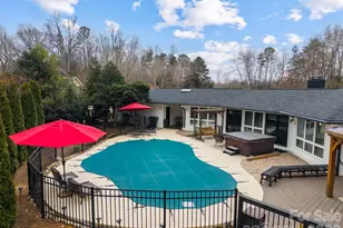 809 Creek Bluff Rd, Rock Hill, SC 29732 - Photo 6