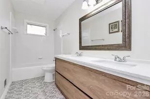 825 Hamrick St, Shelby, NC 28152 - Photo 16