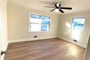 825 Hamrick St, Shelby, NC 28152 - Photo 8