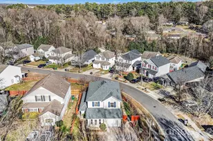 3755 Brookchase Ln, Charlotte, NC 28205 - Photo 4