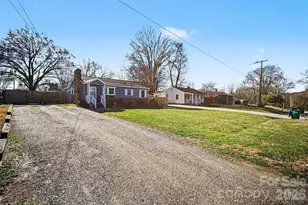 410 E Indiana Ave, Bessemer City, NC 28016 - Photo 18