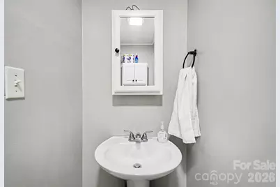 410 E Indiana Avenue, Bessemer City, NC 28016 - Photo 14