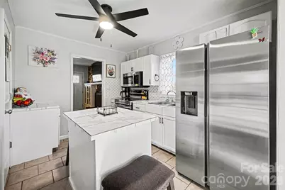 410 E Indiana Avenue, Bessemer City, NC 28016 - Photo 8