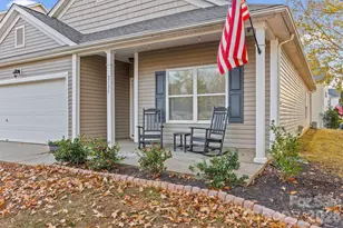 2133 Seabrook Ln, Fort Mill, SC 29715 - Photo 2