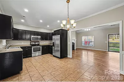 781 Woodlawn Avenue, Mount Holly, NC 28120 - Photo 12