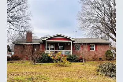 400 Stroupe Street, Mount Holly, NC 28120 - Photo 1