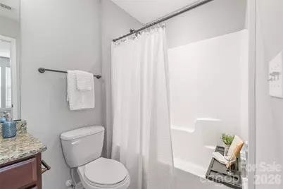 241 N Irwin Avenue, Charlotte, NC 28202 - Photo 16