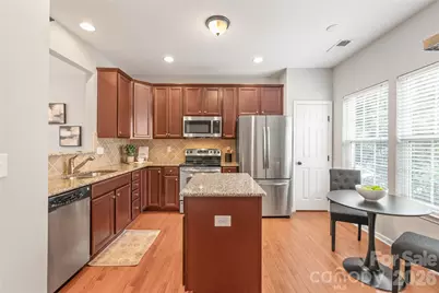 241 N Irwin Avenue, Charlotte, NC 28202 - Photo 8