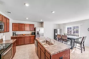 5019 Downhaul Dr, Charlotte, NC 28269 - Photo 14