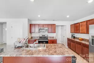 5019 Downhaul Dr, Charlotte, NC 28269 - Photo 4