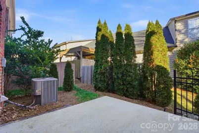 615 Bourton House Drive, Charlotte, NC 28211 - Photo 28