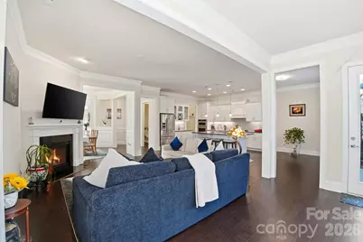 615 Bourton House Drive, Charlotte, NC 28211 - Photo 10