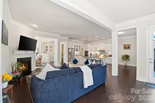 615 Bourton House Dr, Charlotte, NC 28211 - Photo 10