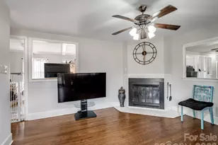 1500 Collier Ct, Charlotte, NC 28205 - Photo 4