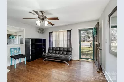 1500 Collier Court, Charlotte, NC 28205 - Photo 4