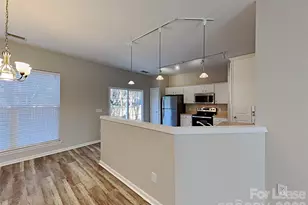 3309 Elizabeth Glen Dr, Charlotte, NC 28270 - Photo 4