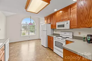 1082 Kingsway Dr, Salisbury, NC 28146 - Photo 20