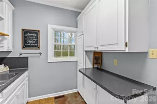 3212 Camden Rd, Statesville, NC 28625 - Photo 12