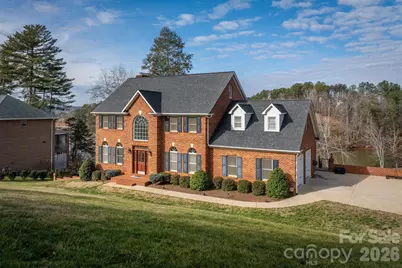 46 Mariners Point Lane, Hickory, NC 28601 - Photo 2