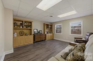 46 Mariners Point Ln, Hickory, NC 28601 - Photo 42