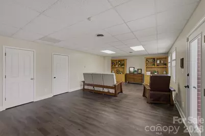 46 Mariners Point Lane, Hickory, NC 28601 - Photo 38