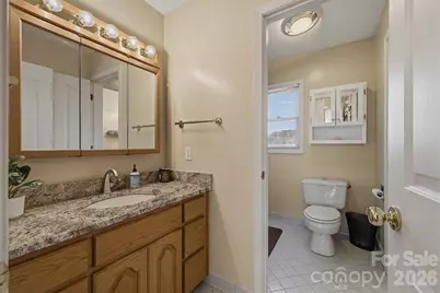 46 Mariners Point Lane, Hickory, NC 28601 - Photo 34