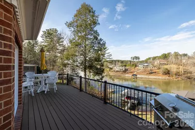 46 Mariners Point Lane, Hickory, NC 28601 - Photo 4