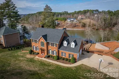 46 Mariners Point Lane, Hickory, NC 28601 - Photo 2