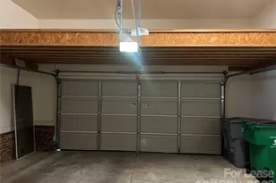 711 E 9th St, Charlotte, NC 28202 - Photo 28