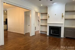 711 E 9th St, Charlotte, NC 28202 - Photo 10