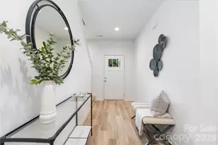 4251 Acorn St, Charlotte, NC 28205 - Photo 2