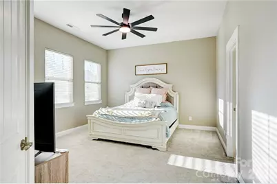 3246 Kelsey Plaza, Kannapolis, NC 28081 - Photo 2