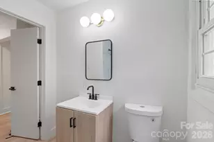 1004 Druid Cir, Charlotte, NC 28206 - Photo 18