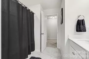 18514 Lahaina Ln, Charlotte, NC 28278 - Photo 24