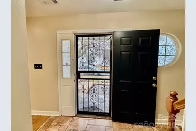 1946 9th Street Place SE, Hickory, NC 28602 - Photo 4