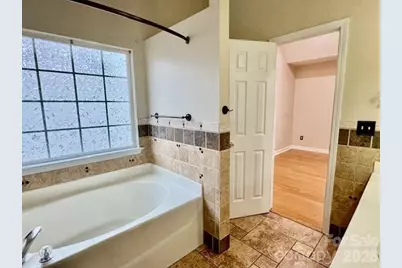 1946 9th Street Place SE, Hickory, NC 28602 - Photo 20