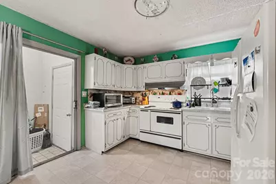 4206 Tipperary Place, Charlotte, NC 28215 - Photo 12