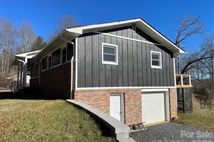 2019 Dale Rd, Spruce Pine, NC 28777 - Photo 2