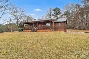96 Patton Valley Dr, Nebo, NC 28761 - Photo 2