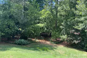 3922 Fellsway Rd, Charlotte, NC 28209 - Photo 2