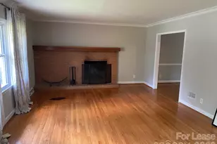 3922 Fellsway Rd, Charlotte, NC 28209 - Photo 4