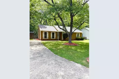 6832 Delta Lake Drive, Charlotte, NC 28215 - Photo 1