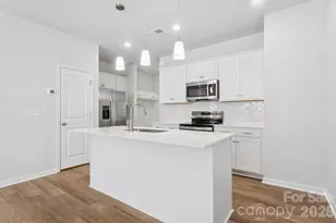 5106 Orchardview Wy, Charlotte, NC 28216 - Photo 6