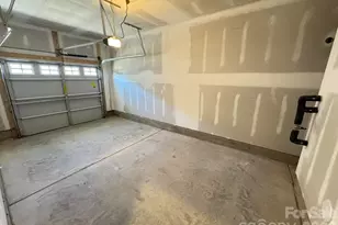 5106 Orchardview Wy, Charlotte, NC 28216 - Photo 12